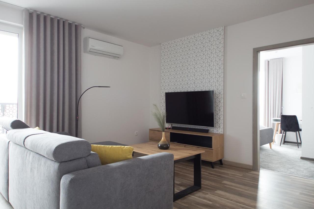 Apartament 23 Park City Ostrow Wielkopolski Exterior photo